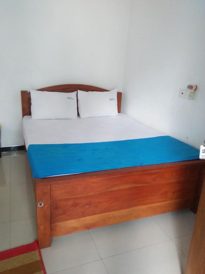 Tree House Holiday Home Kombichankulama Екстер'єр фото