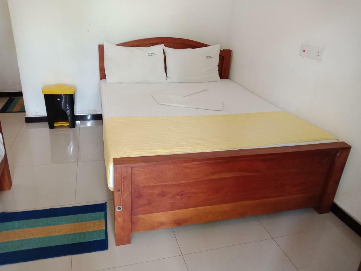 Tree House Holiday Home Kombichankulama Екстер'єр фото