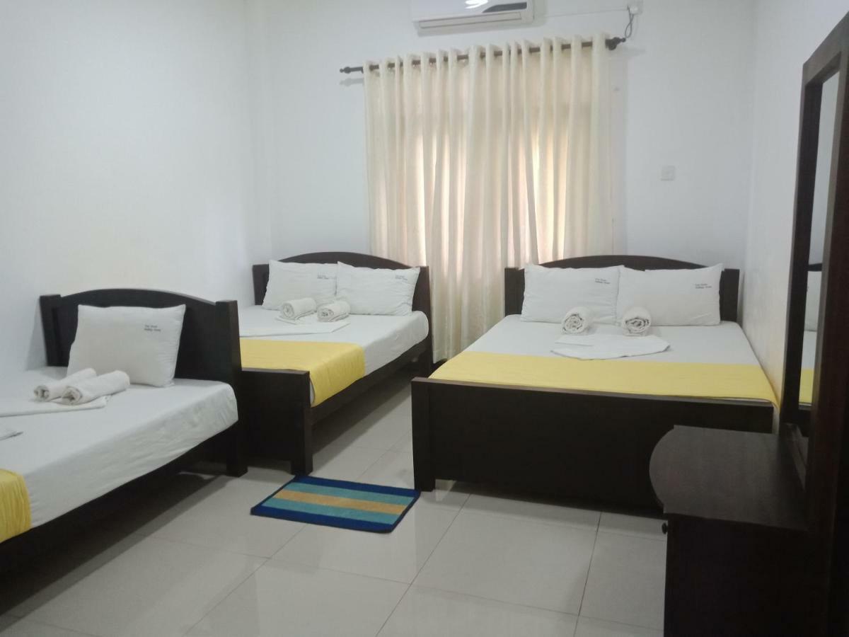 Tree House Holiday Home Kombichankulama Екстер'єр фото