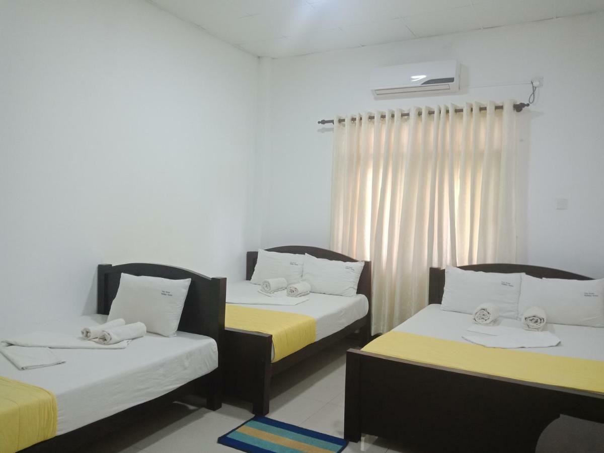Tree House Holiday Home Kombichankulama Екстер'єр фото